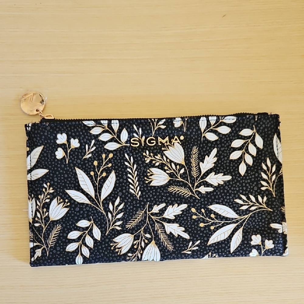 Sigma Beauty Floral Cosmetics Pouch